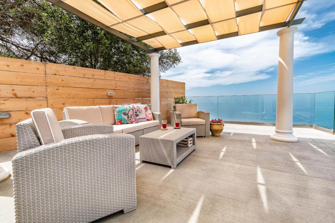 Ocean View - Luxury Villa Nefeli Kontogialos Kültér fotó