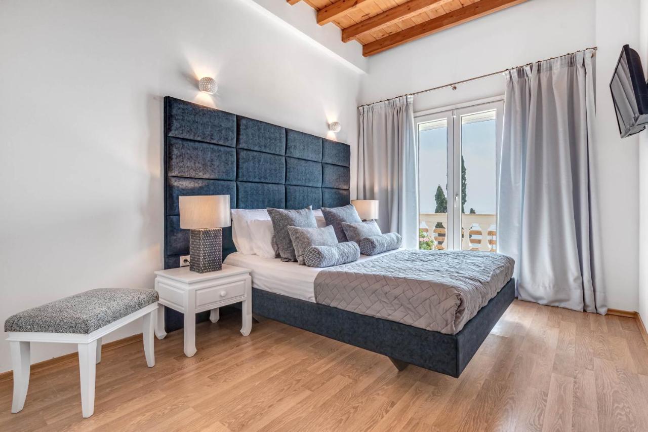 Ocean View - Luxury Villa Nefeli Kontogialos Kültér fotó
