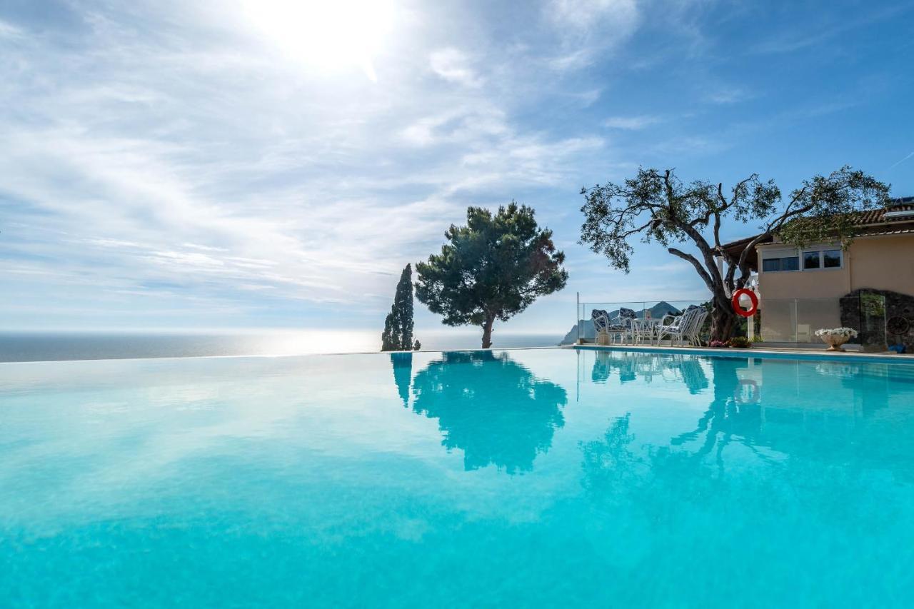 Ocean View - Luxury Villa Nefeli Kontogialos Kültér fotó